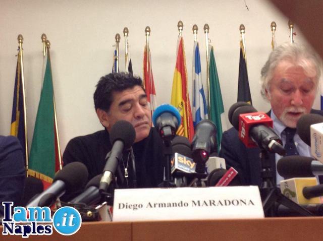 Maradona 1 LIVE   Maradona: Sono un perseguitato! Voglio si sappia la verità. Pisani: Diego è innocente