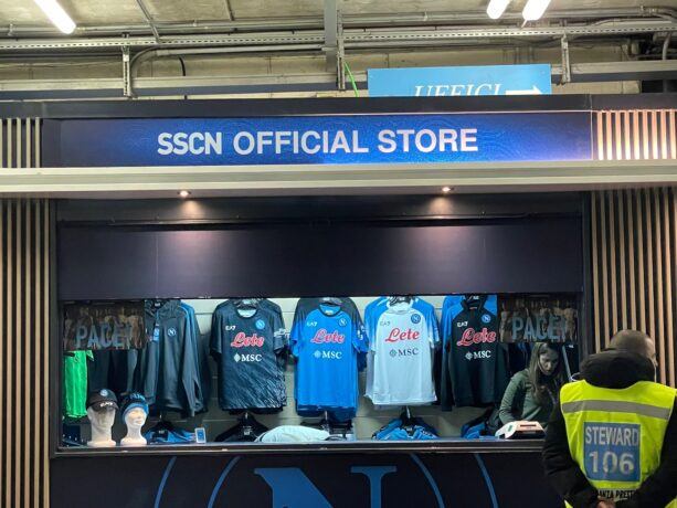 Nuovo Official Store SSC Napoli all'interno dello stadio Maradona
