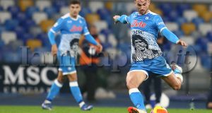 SSC Napoli's Spanish midfielder Fabian Ruiz scores against ss lazio during the Serie A football match between SSC Napoli and SS Lazio at the Diego Armando Maradona Stadium Naples, southern Italy, on November 27, 2021.
